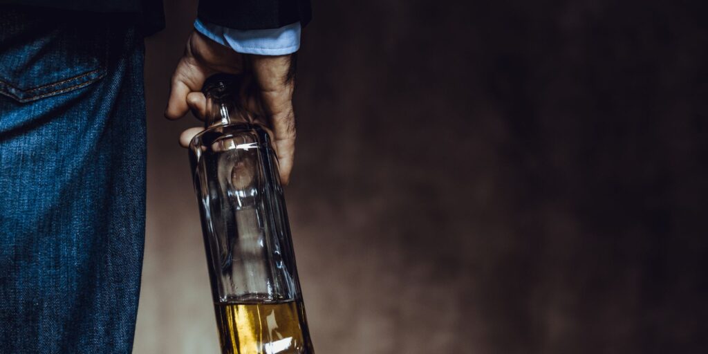 does alcoholism run in families