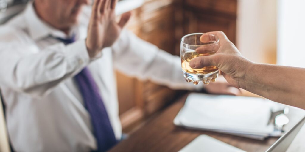how to wean off alcohol