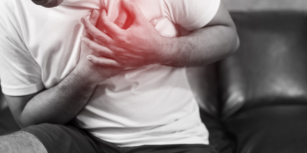 can cocaine cause chest pain